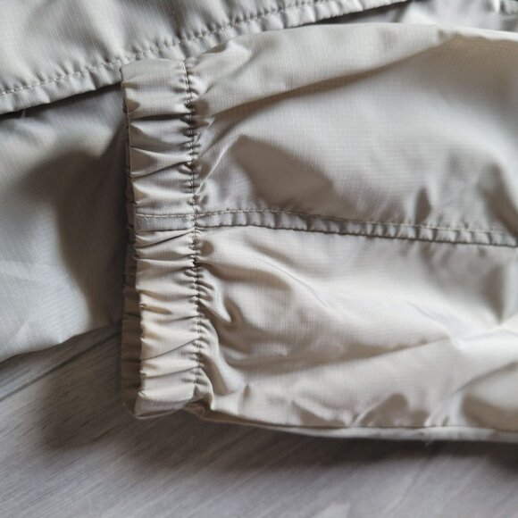 L.L. Bean Mens XL Beige Windbreaker Jacket With Zipper & Pockets - Picture 4 of 7